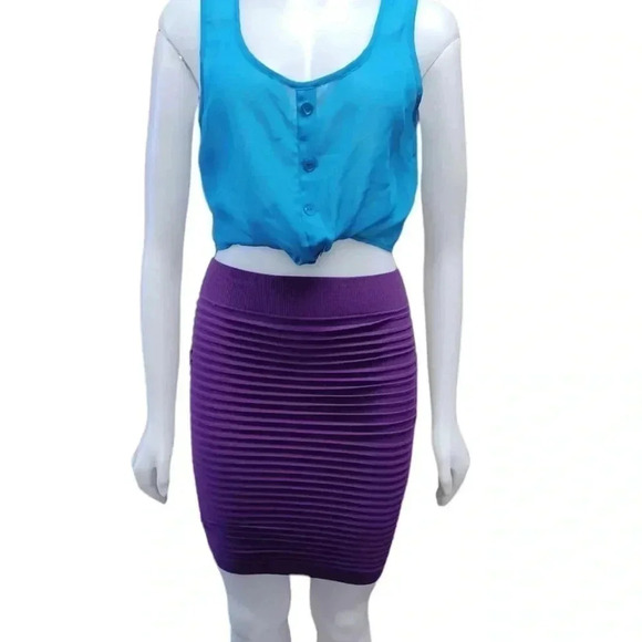 BCBGeneration  Purple Textured Mini Skirt Size XS - Picture 1 of 7